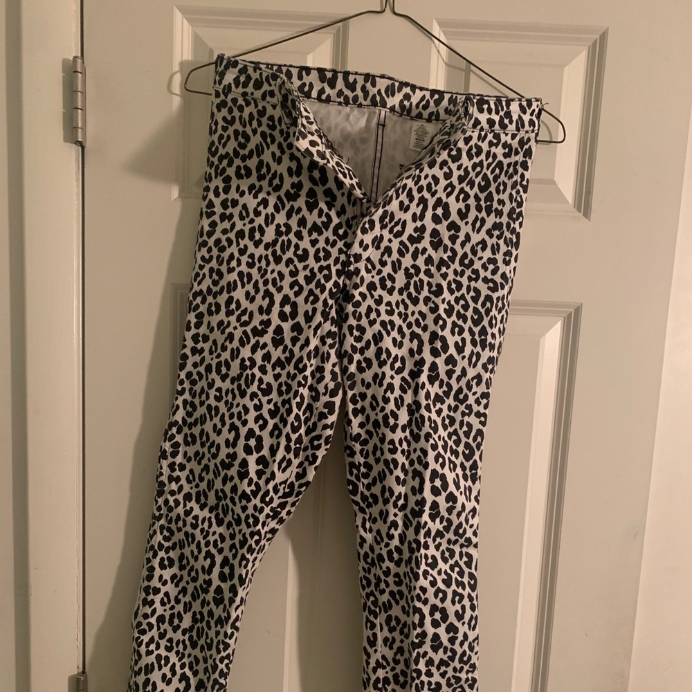 Women’s H&M pants - Picture 2 of 4